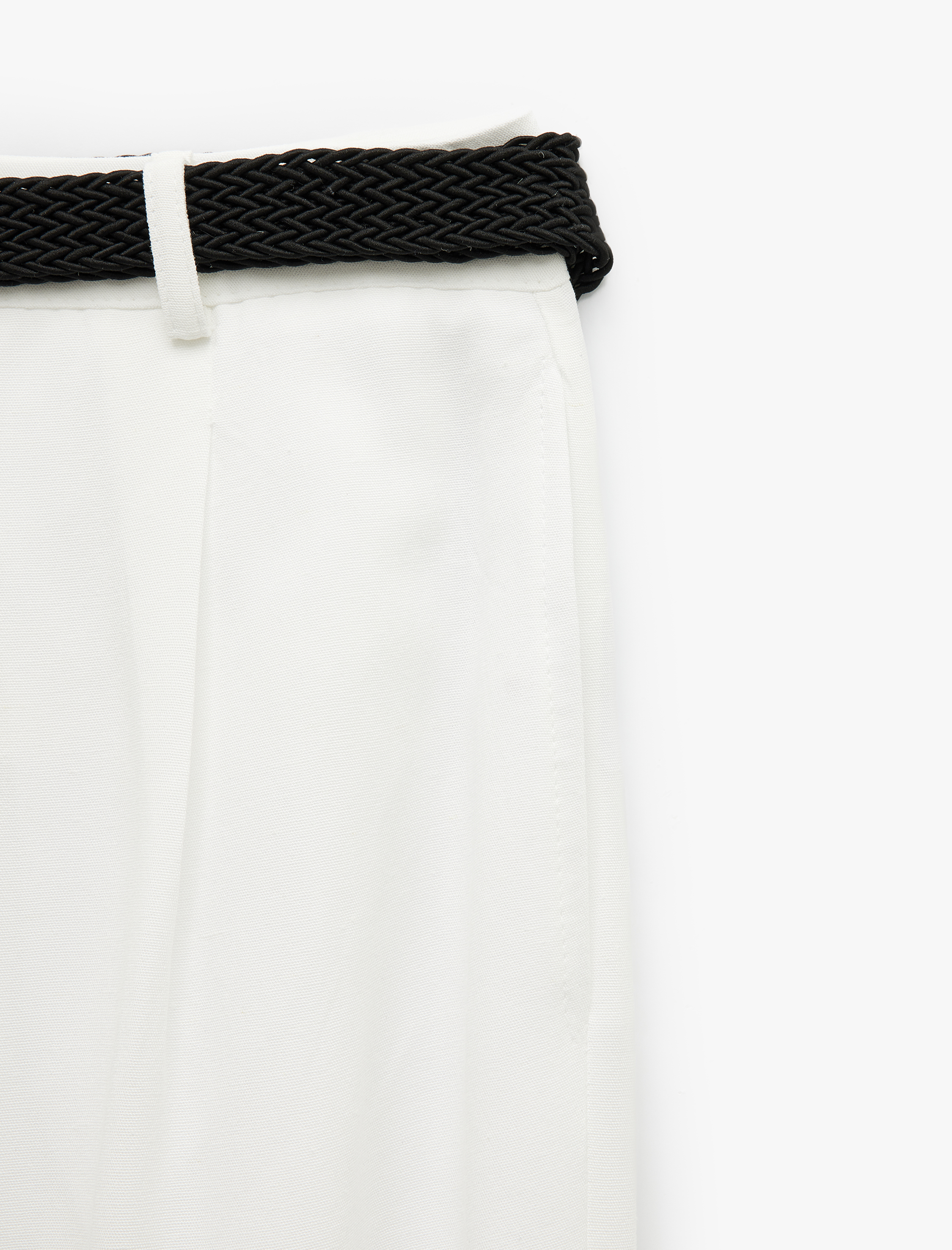   Kemer Detaylı Cepli Geniş Paça Viskon Pantolon