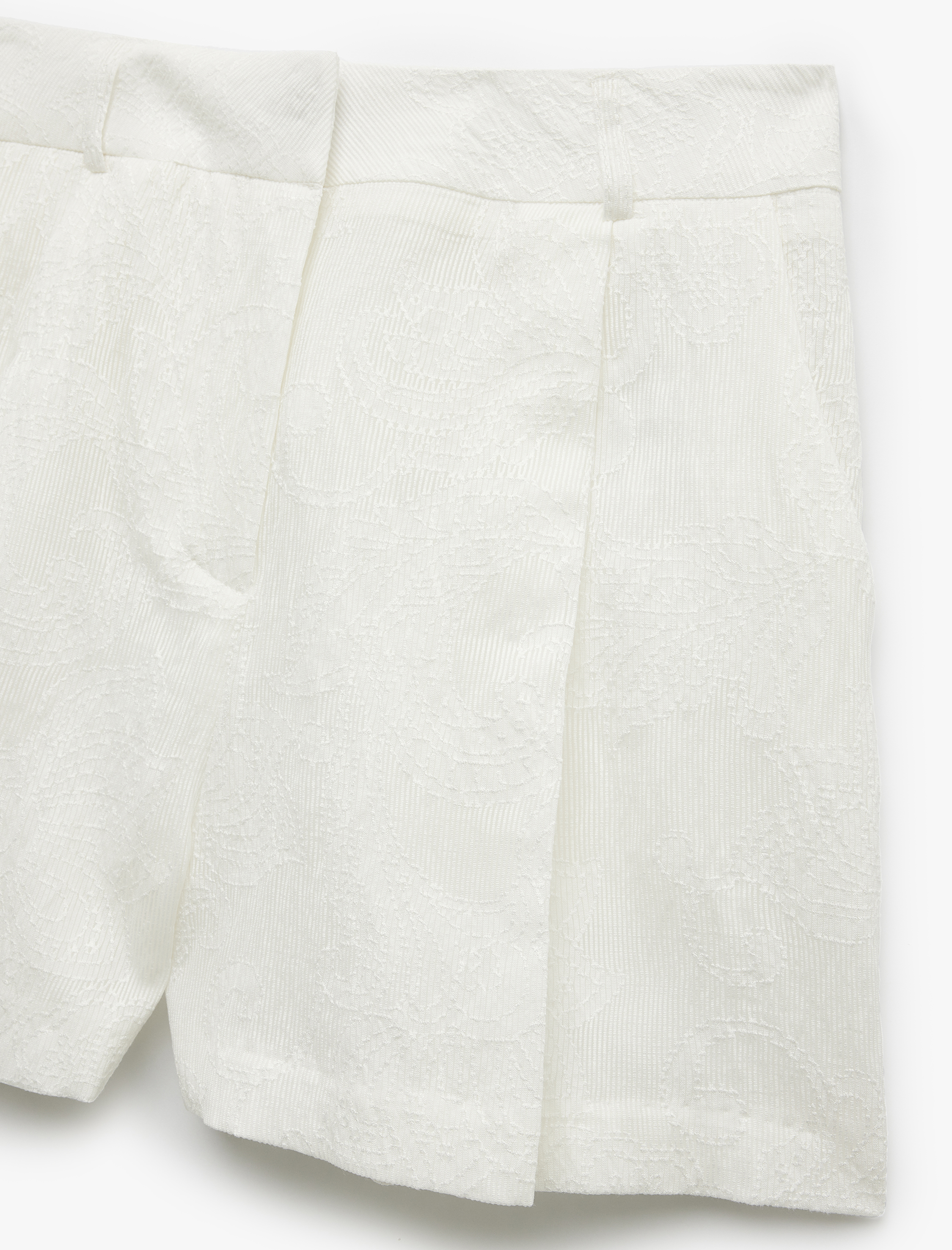   Viskon Kumaş Astarlı Floral Dokulu Cepli Mini Şort