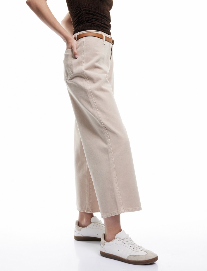  Düğmeli Kesik Geniş Paça Kemerli Pantolon - Wide Leg Jeans