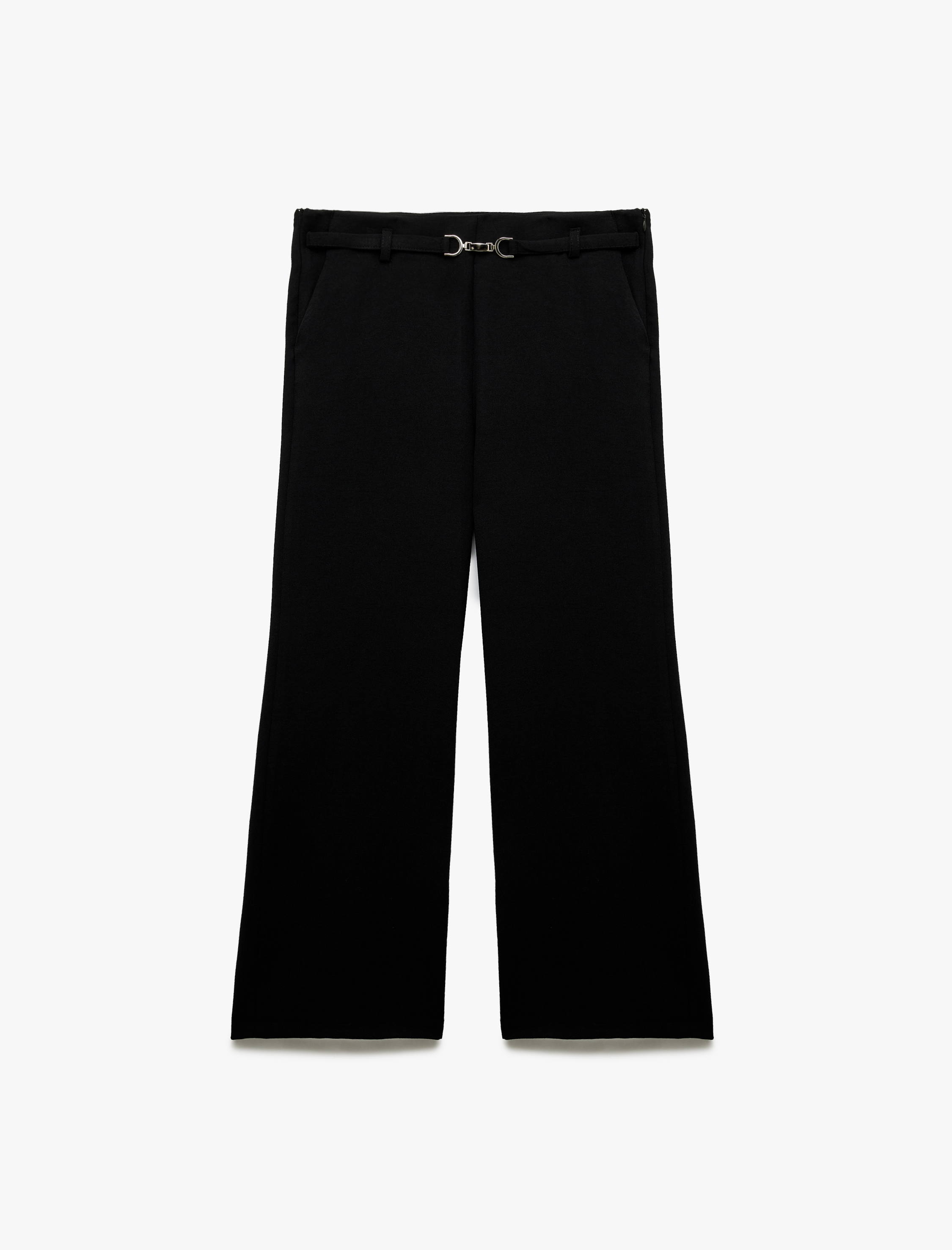 Krep Kumaş Aksesuar Detaylı Cepli Düz Bol Paça Pantolon