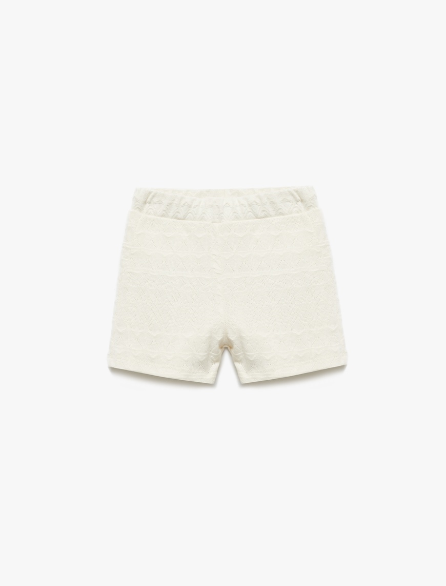  Kız Bebek Regular Fit Dokulu Şort