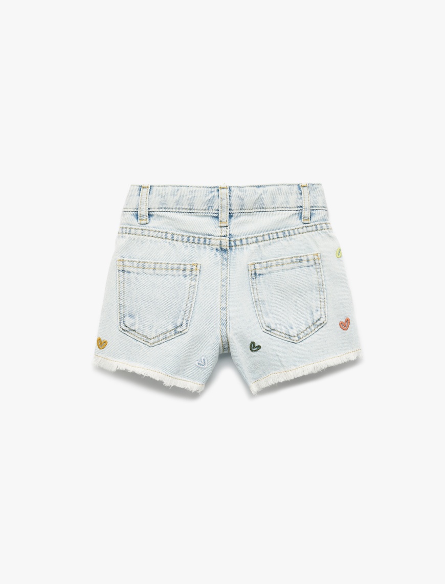  Kız Bebek Pamuklu Kesik Paça Kalp İşlemeli Mini Denim Şort
