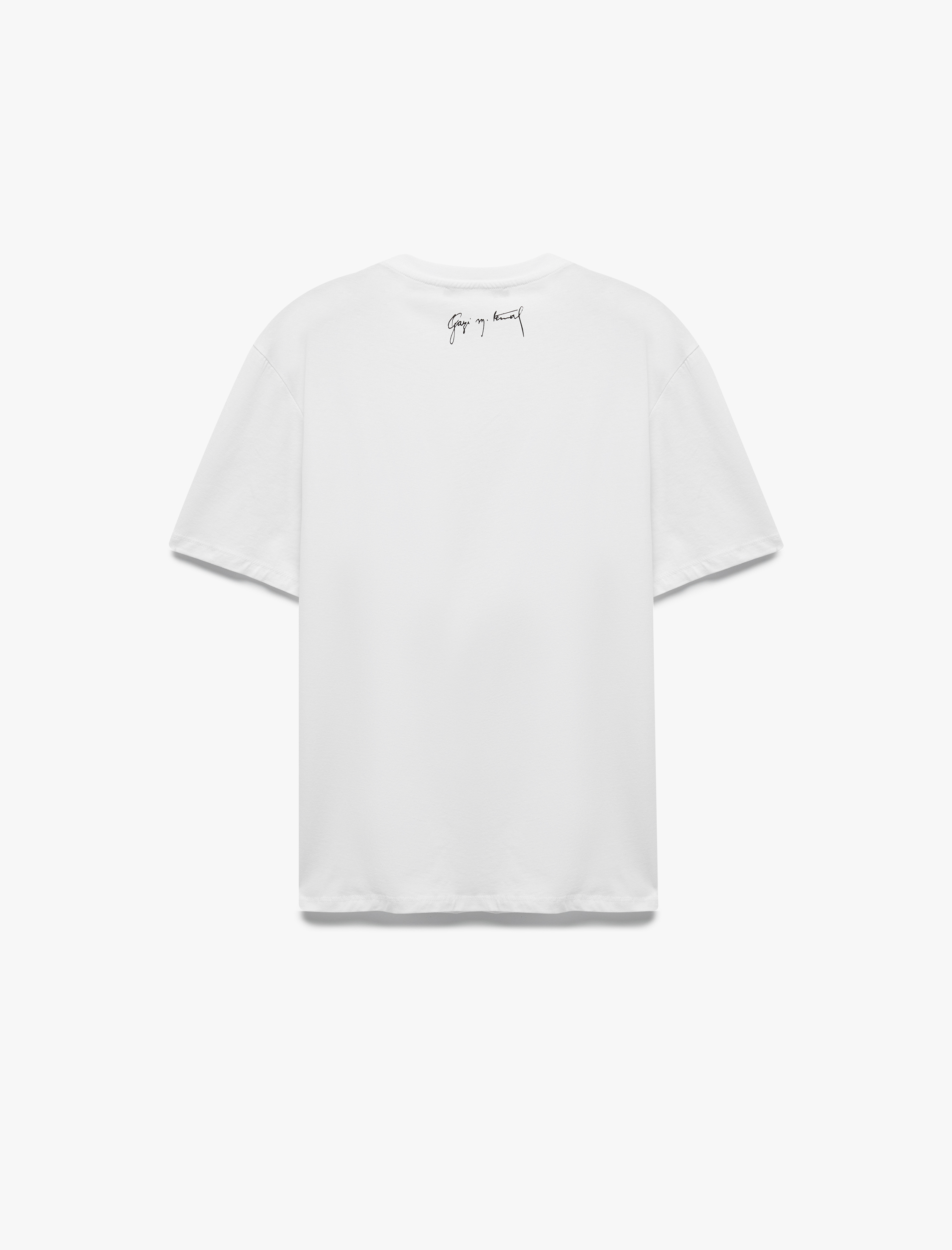   Pamuklu Kısa Kollu Regular Fit Bisiklet Yaka Atatürk Baskılı Tişört