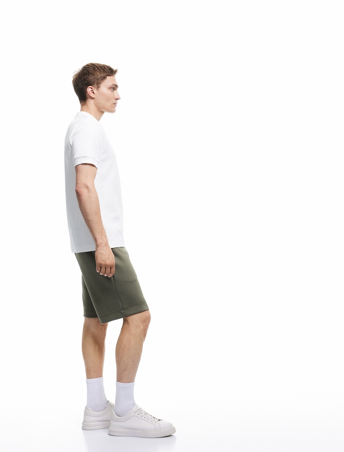  Viskon Karışımlı Scuba Kumaş Beli Bağcıklı Bermuda Şort