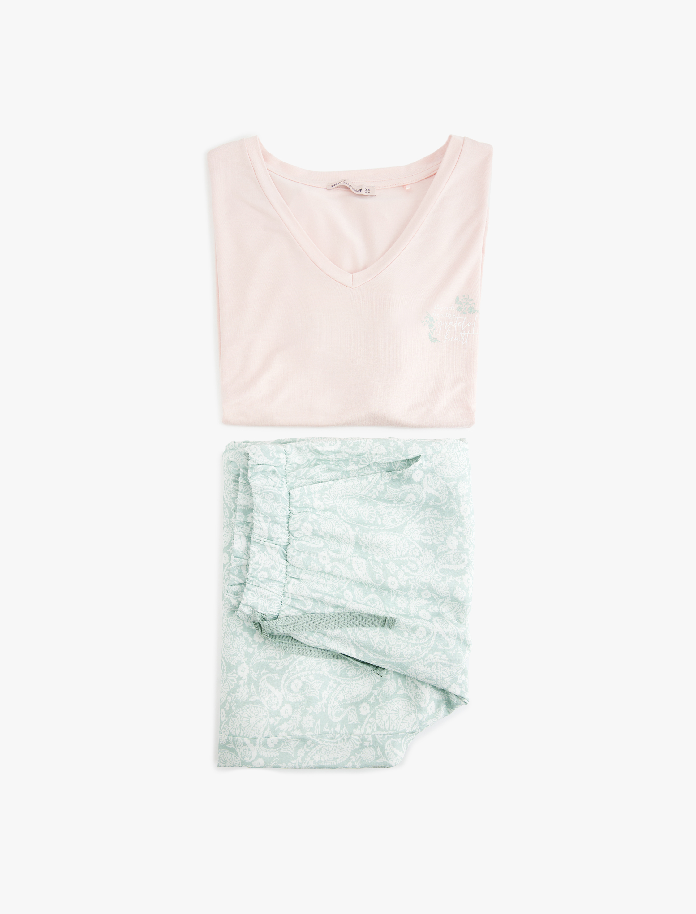   V Yaka Kısa Kollu Baskılı Bol Kalıp Viskon Dokuma Pijama Takımı