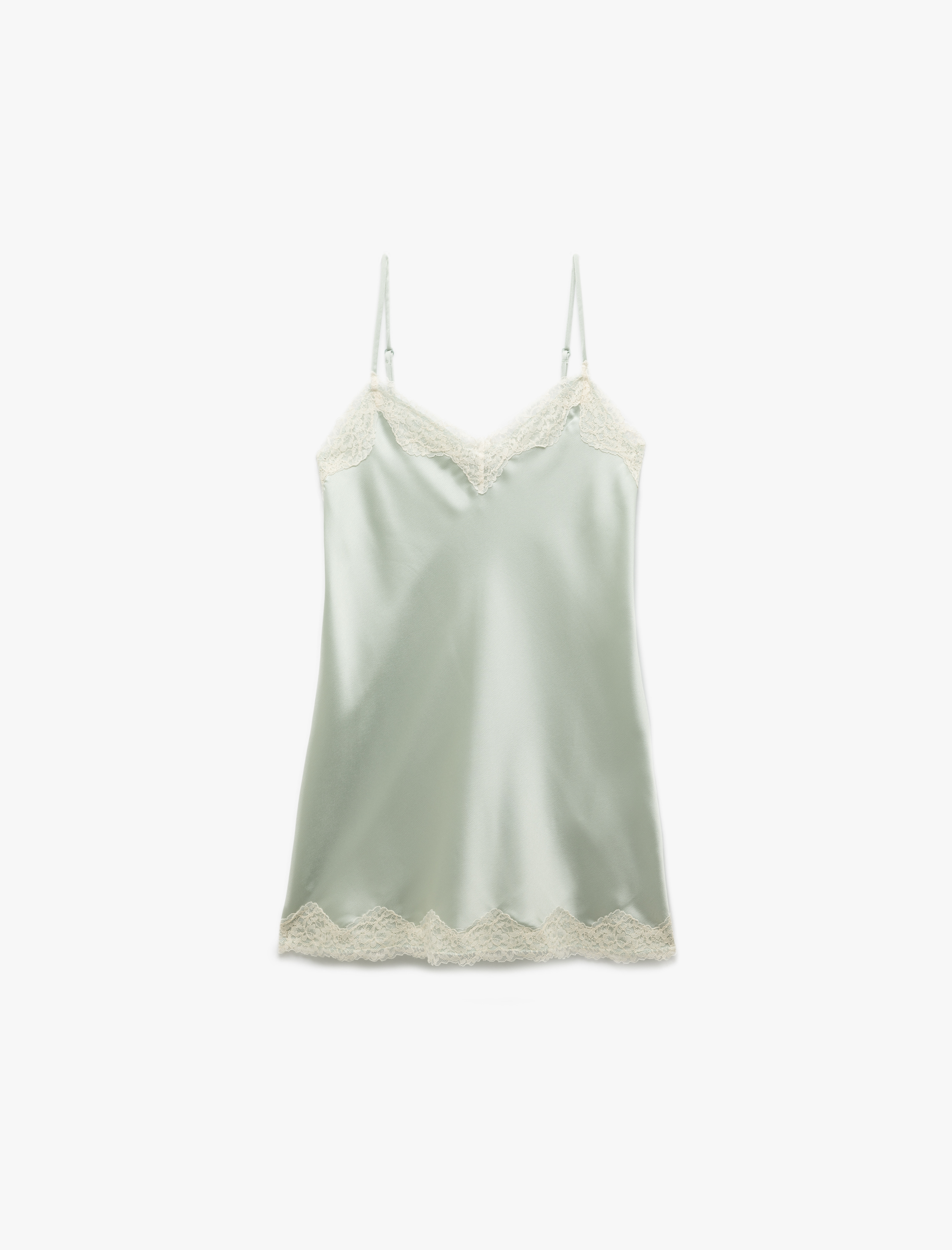   Dantel Detaylı V Yaka Slim Fit İnce Askılı Saten Gecelik