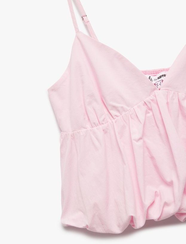 Koton X İnji - Volanlı V Yaka Pamuklu Slim Fit Askılı Poplin Crop Bluz_5