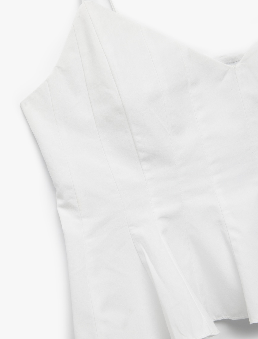   Koton X İnji - Volanlı V Yaka Pamuklu Askılı Slim Fit Dikiş Detaylı Crop Bluz