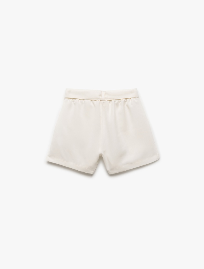 Kız Çocuk Cepli Modal Karışımlı Kemer Detaylı Şort