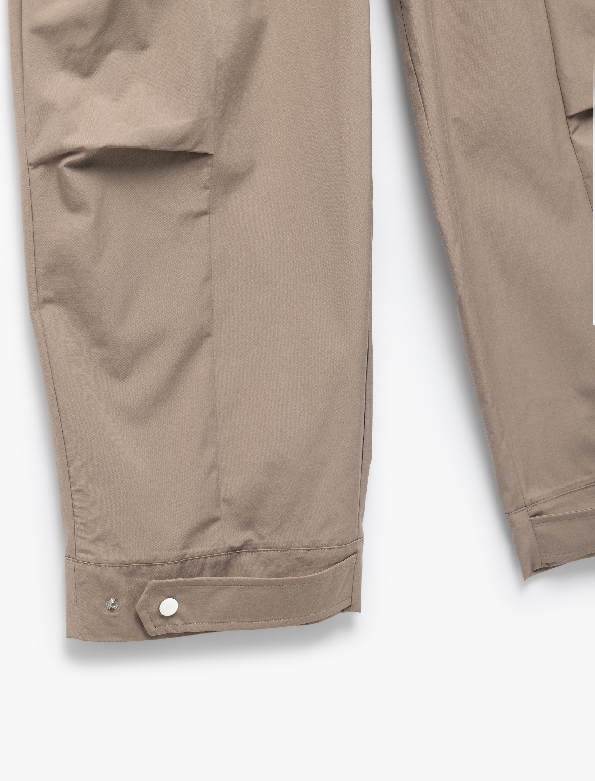   Normal Bel Rahat Kalıp Çıtçıt Düğme Detaylı Cepli Paraşüt Pantolon