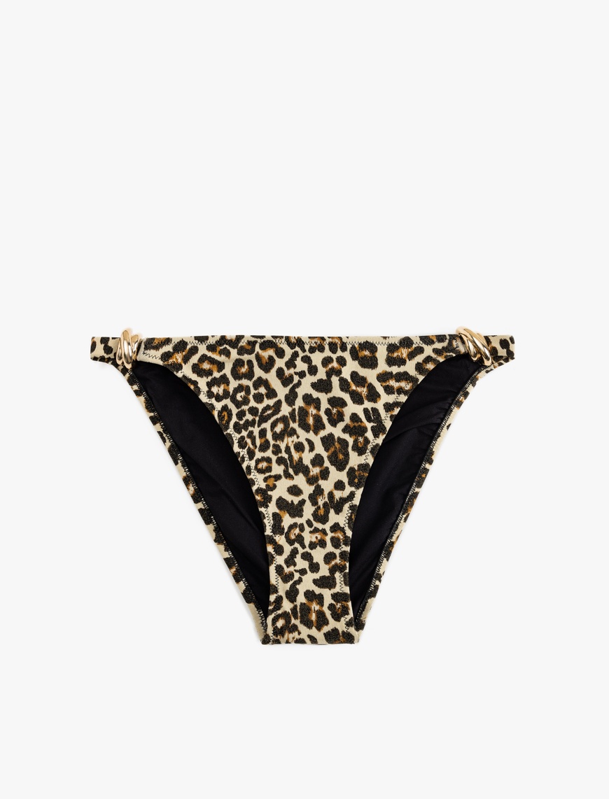   Aksesuar Detaylı Leopar Desenli Bikini Altı
