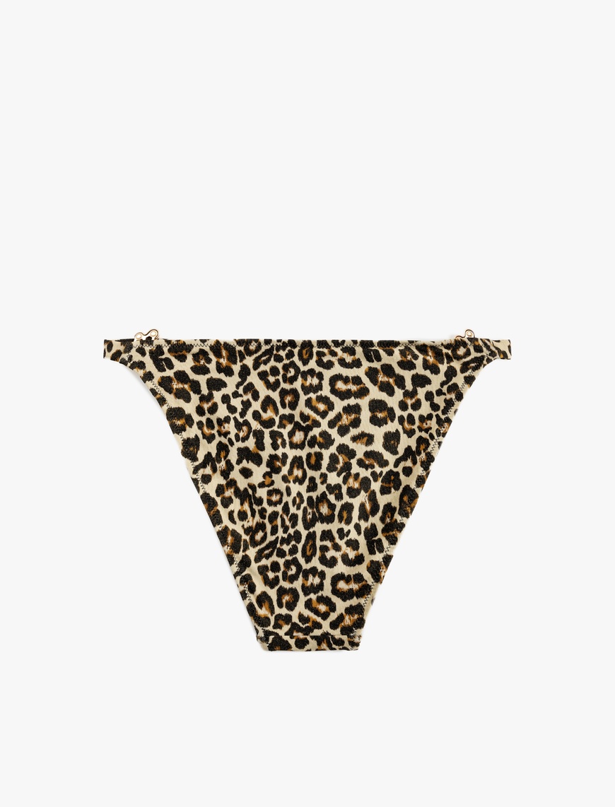   Aksesuar Detaylı Leopar Desenli Bikini Altı