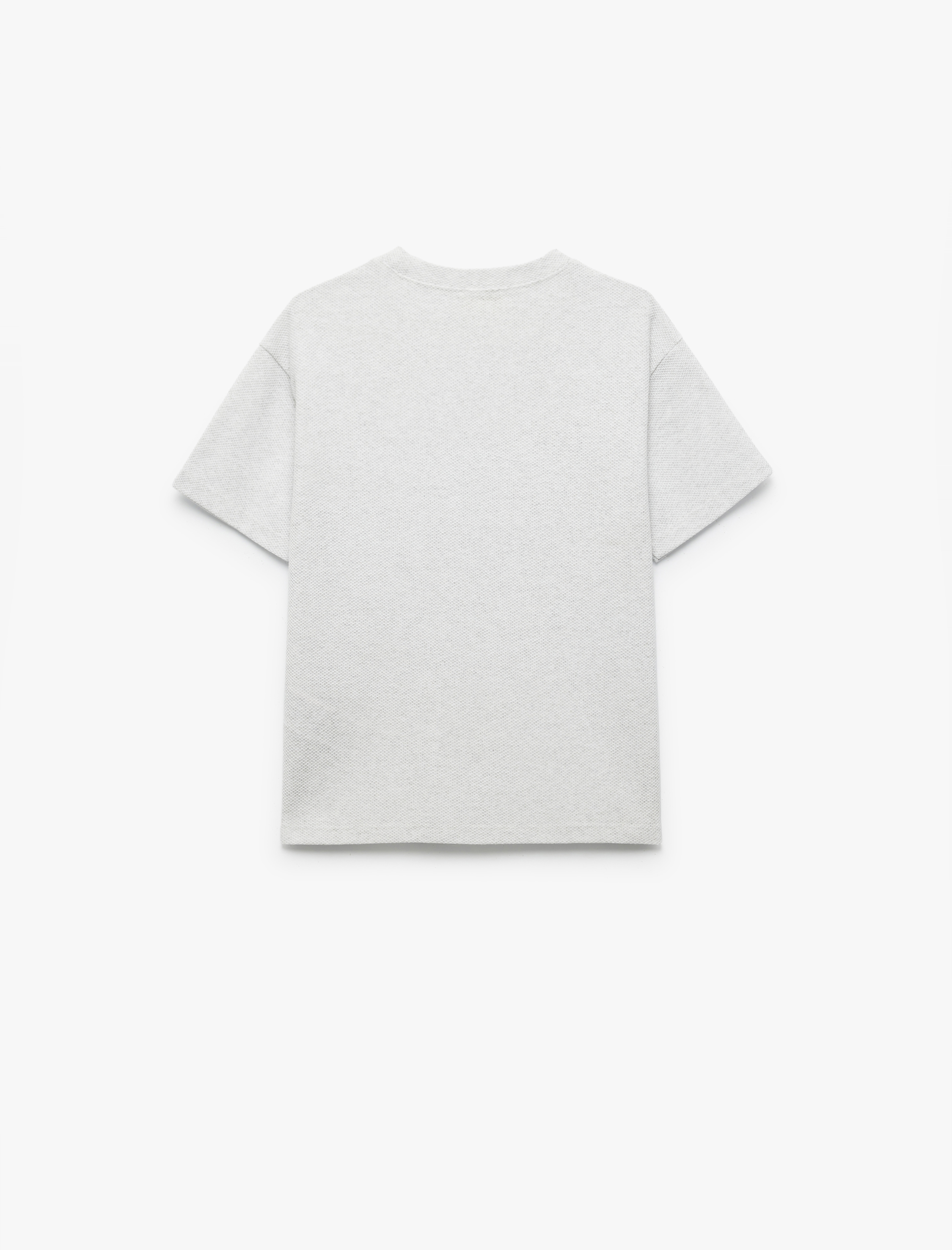  Erkek Çocuk Etiket Detaylı Kısa Kollu Bisiklet Yaka Dokulu Tişört