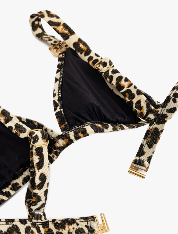 Aksesuar Detaylı Leopar Desenli Bralet Bikini Üstü_1