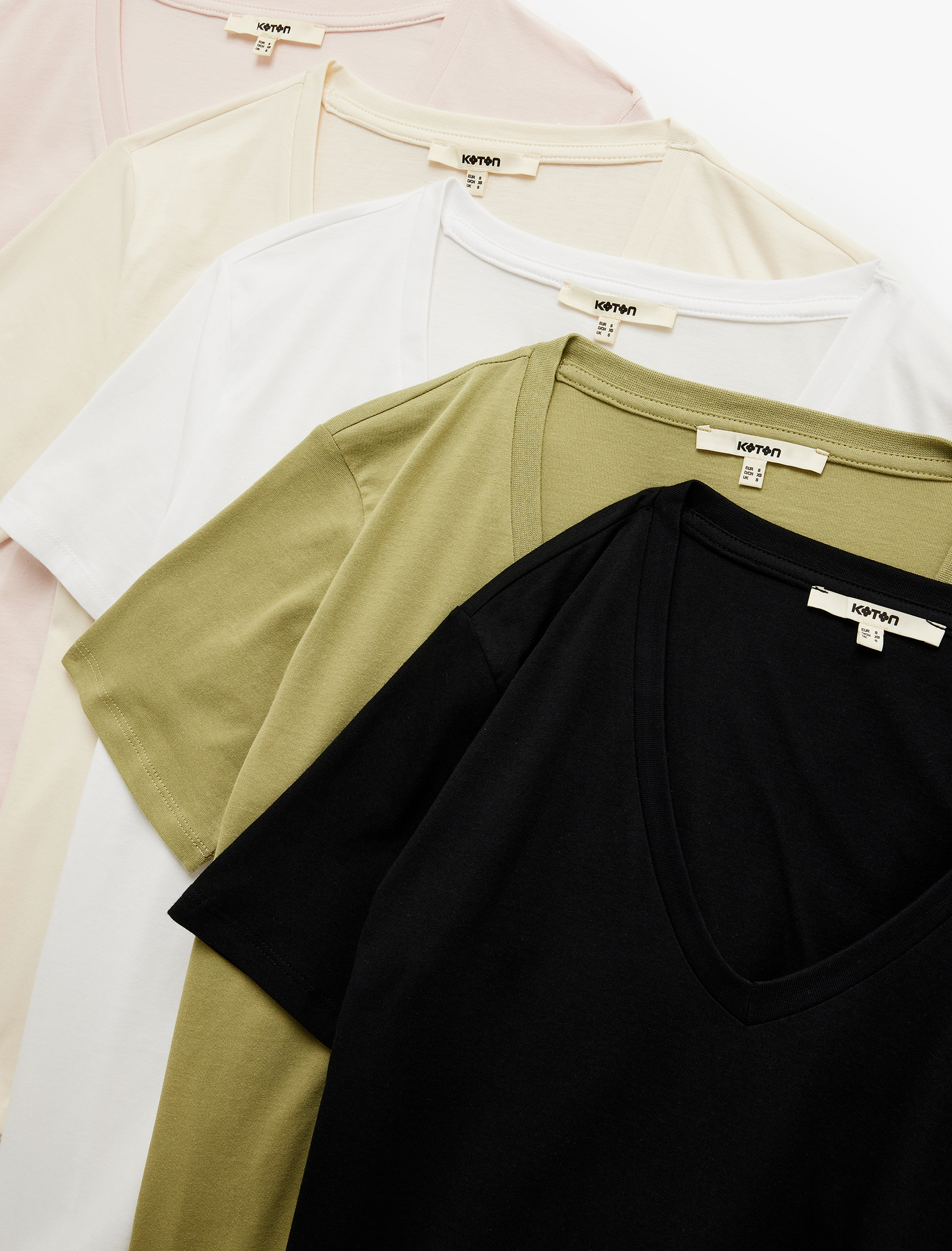   Pamuklu 5'li Kısa Kollu V Yaka Tişört Seti