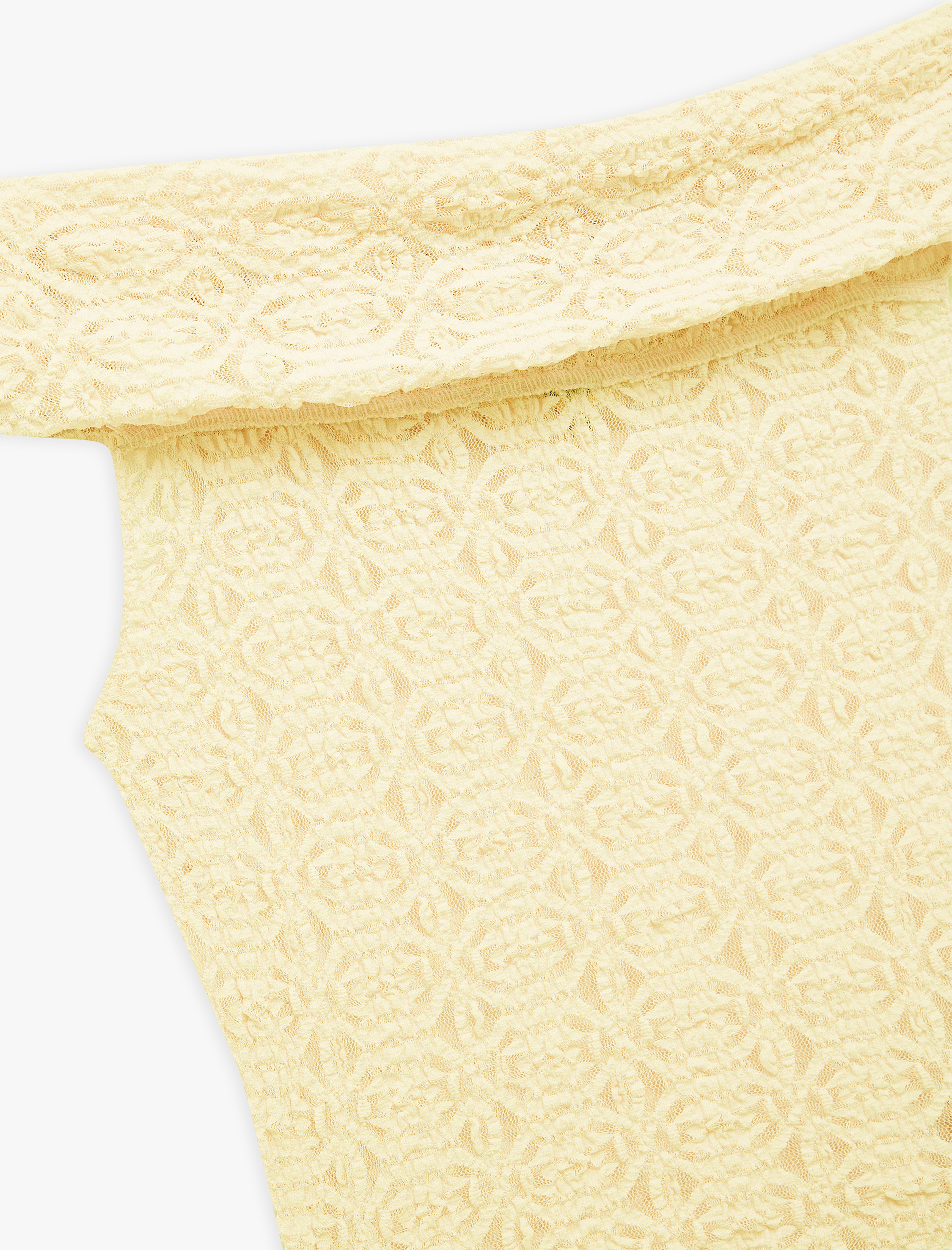   Yarı Transparan Kolsuz Slim Fit Madonna Yaka Dantel Bluz