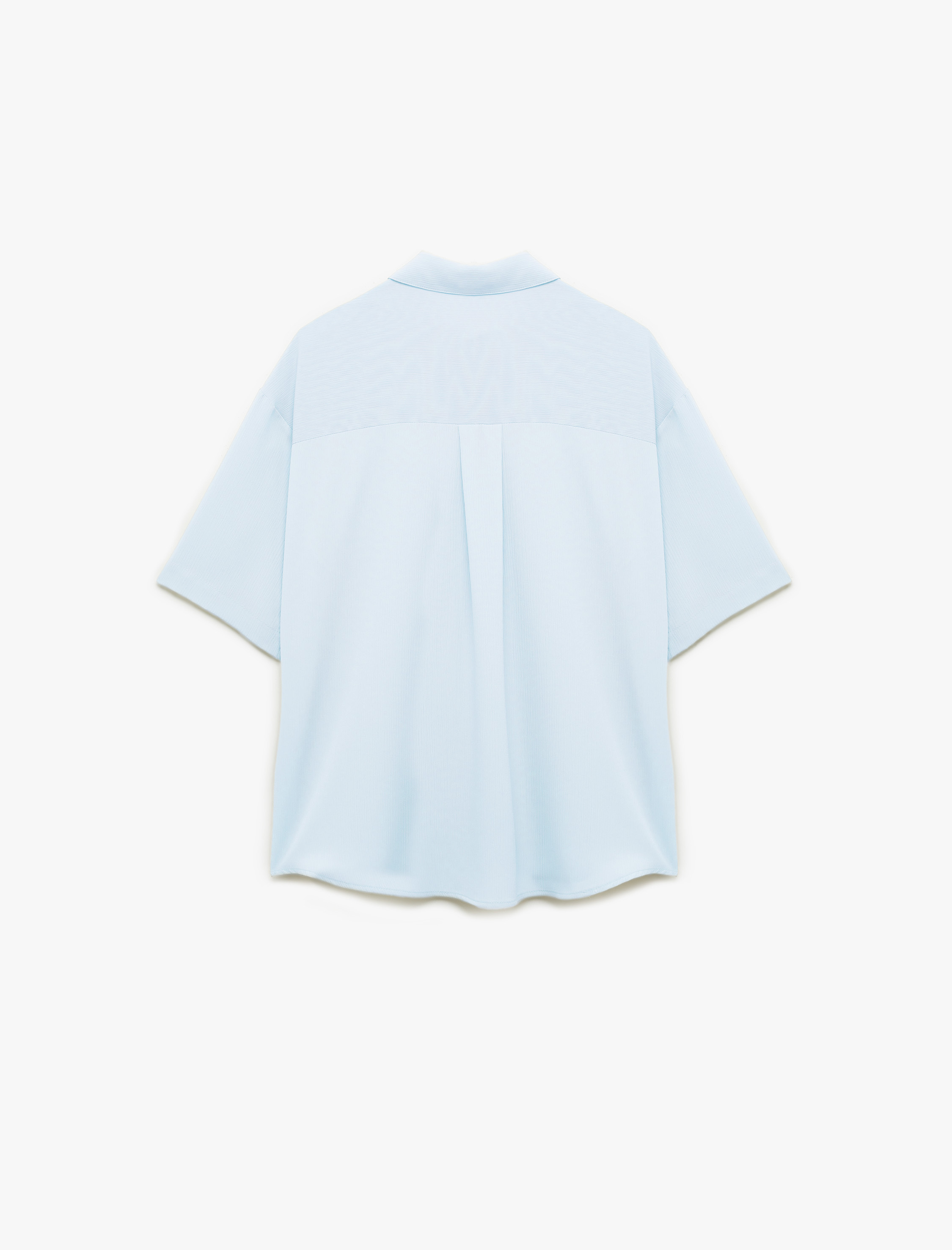   Aplike Detaylı Klasik Yaka Kısa Kollu Crinkle Gömlek