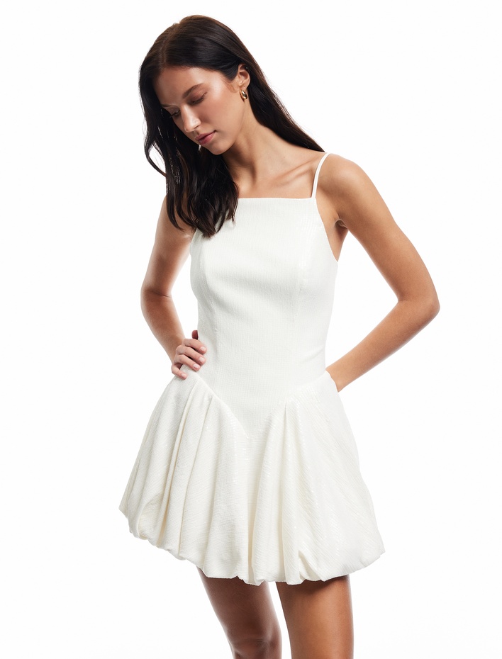  Kare Yaka İp Askılı Pullu Payetli Balon Mini Abiye Elbise