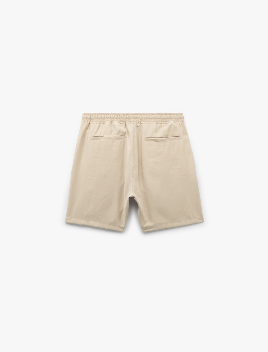   Viskon Cep Detaylı Rayon Beli Bağcıklı Bermuda Chino Şort