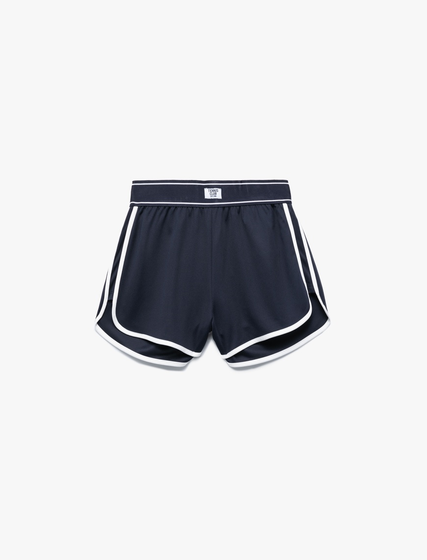   Beli Lastikli Etiket Baskılı Çizgili Mini Spor Şort