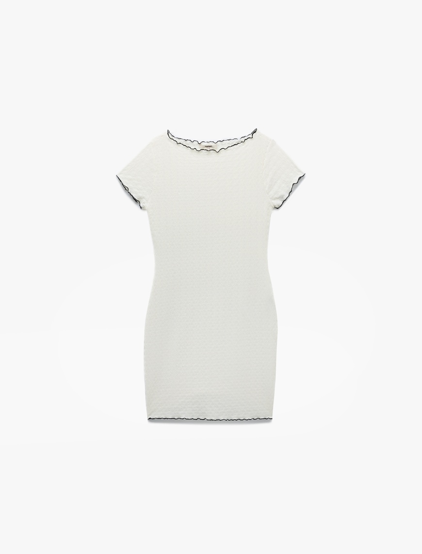   Bürümcük Kumaş Kısa Kollu Kayık Yuvarlak Yaka Slim Fit Kalem Mini Elbise