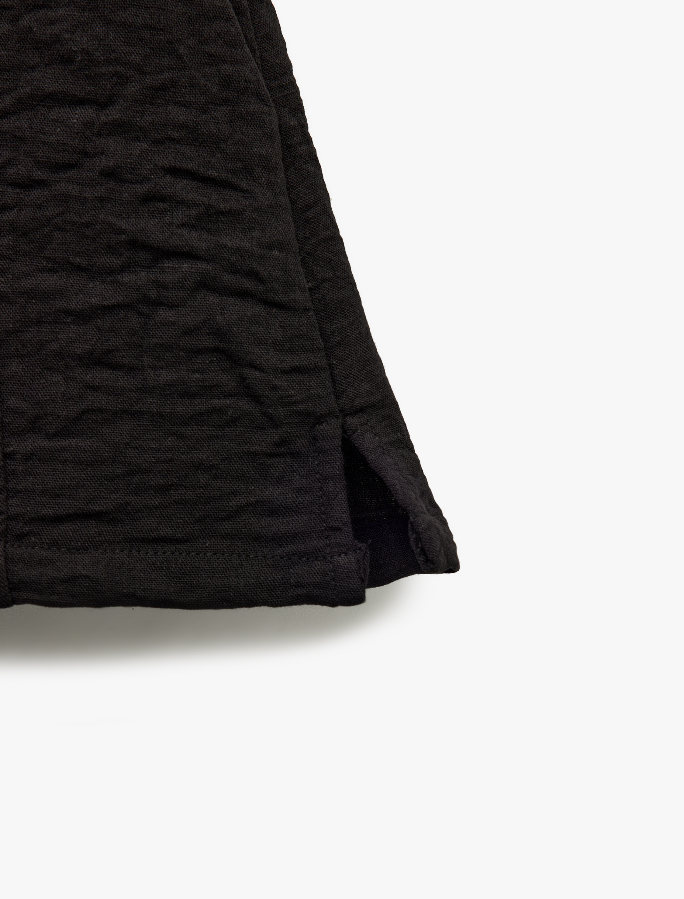   Rahat Kalıp Beli Bağlamalı Cepli Dokulu Mini Deniz Şortu