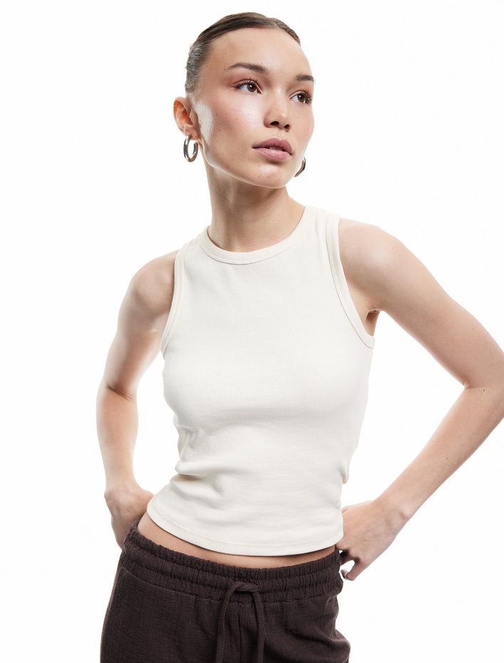 Bisiklet Yaka Kolsuz Slim Fit Basic Kadın Atlet