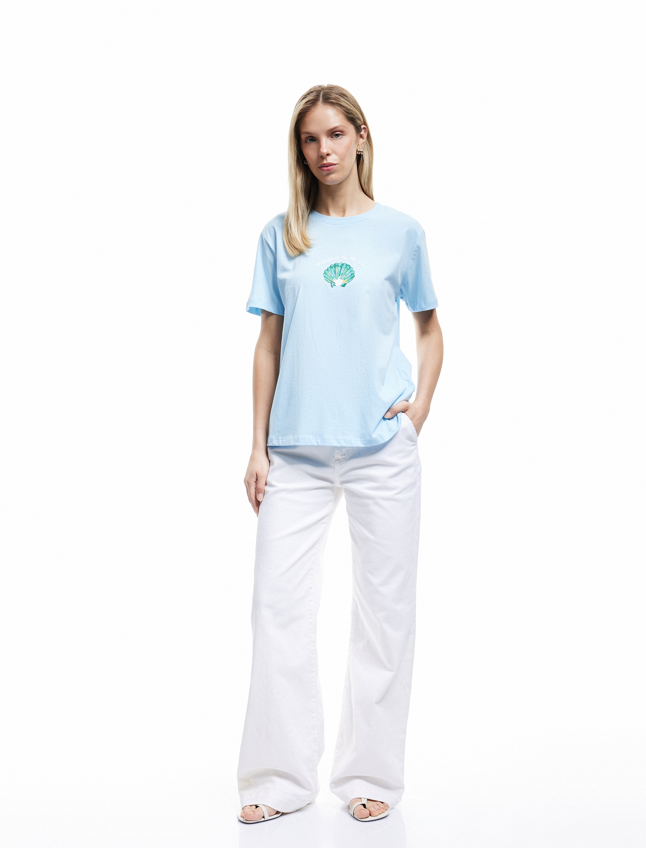   Pamuklu Kısa Kollu Bisiklet Yaka Deniz Kabuğu Baskılı Tişört