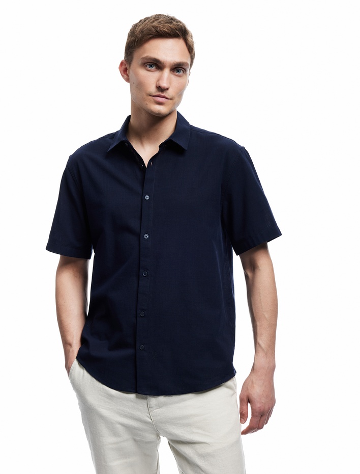  Kısa Kollu Pamuklu Regular Fit Klasik Gömlek