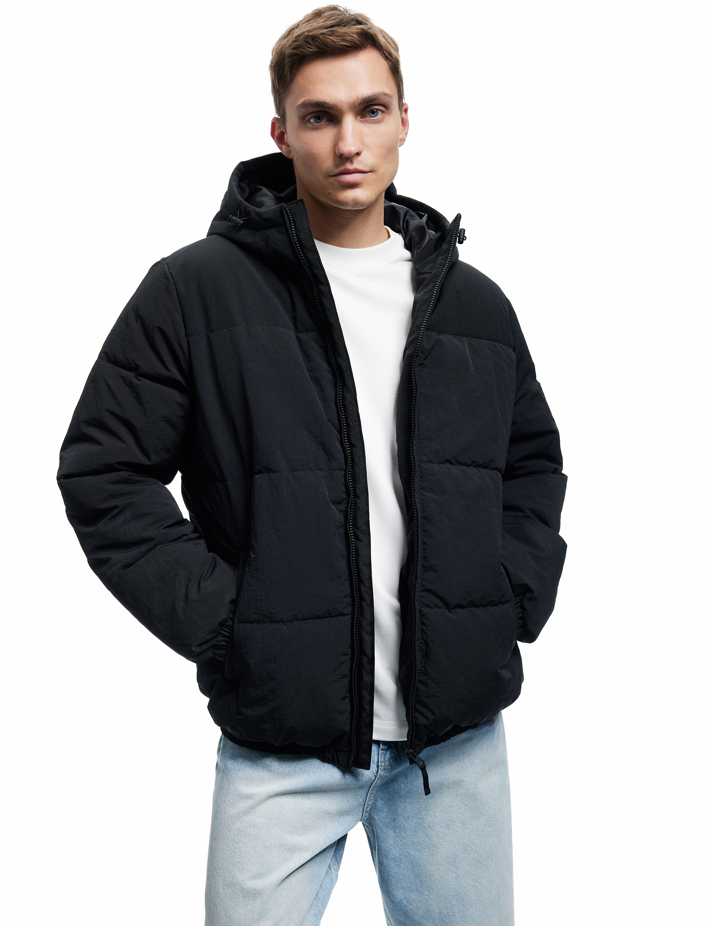 Uzun Kollu Cep Detaylı Fermuarlı Kapşonlu Kışlık Şişme Mont