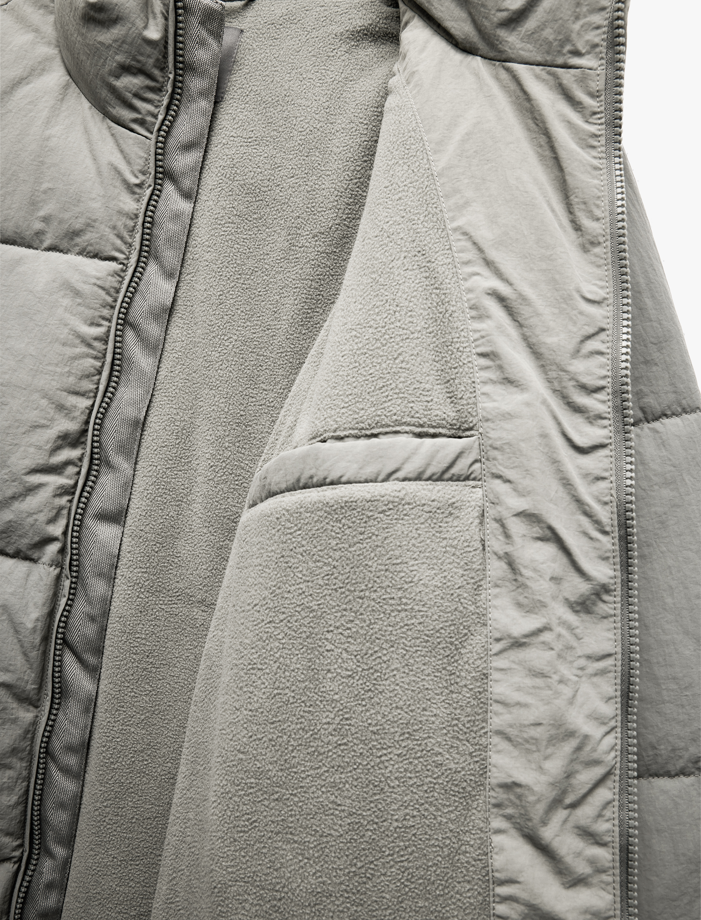 Dik Yaka Cep Detaylı Fermuarlı Kışlık Şişme Mont