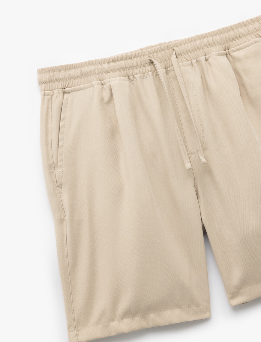   Viskon Cep Detaylı Rayon Beli Bağcıklı Bermuda Chino Şort