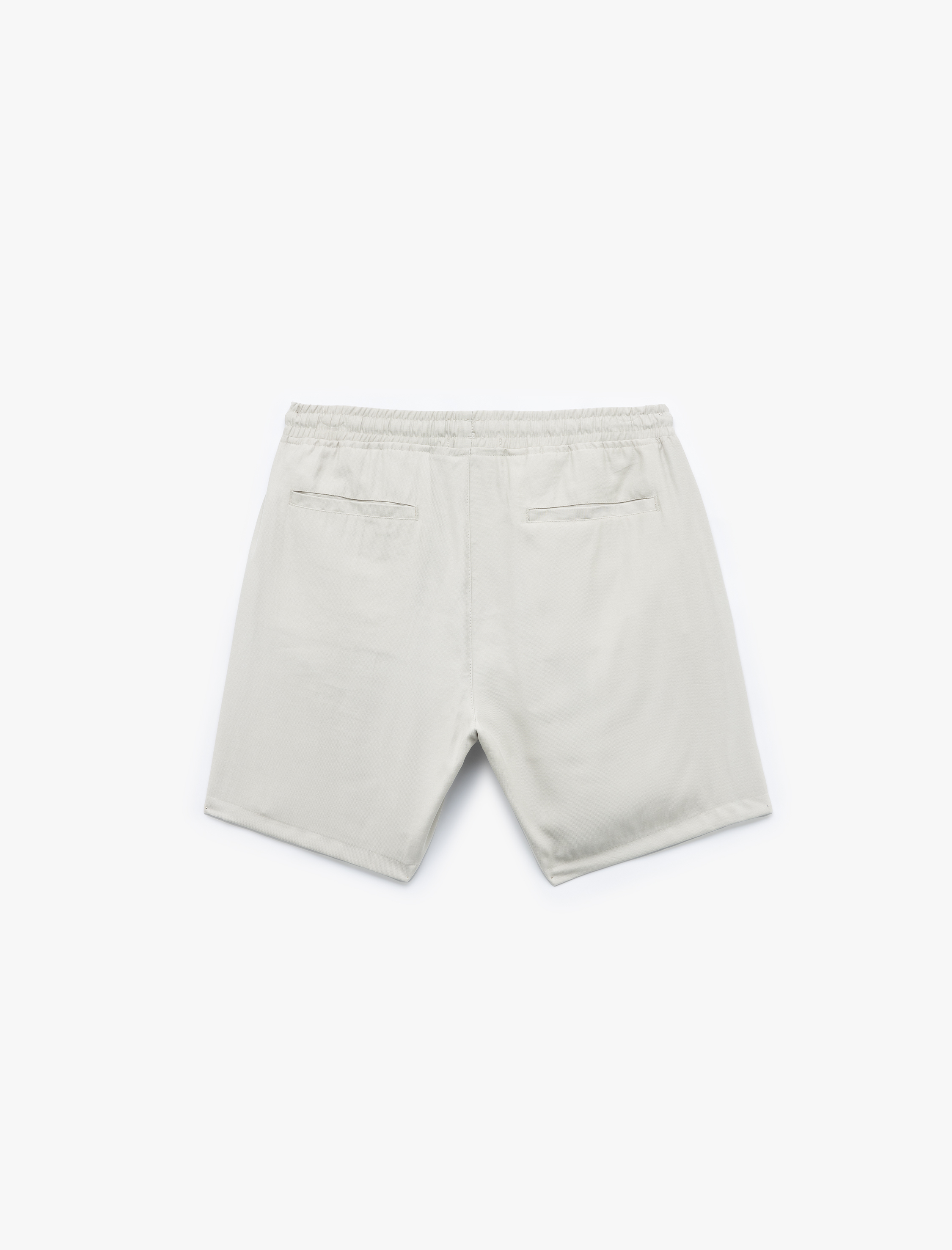   Viskon Cep Detaylı Rayon Beli Bağcıklı Bermuda Chino Şort