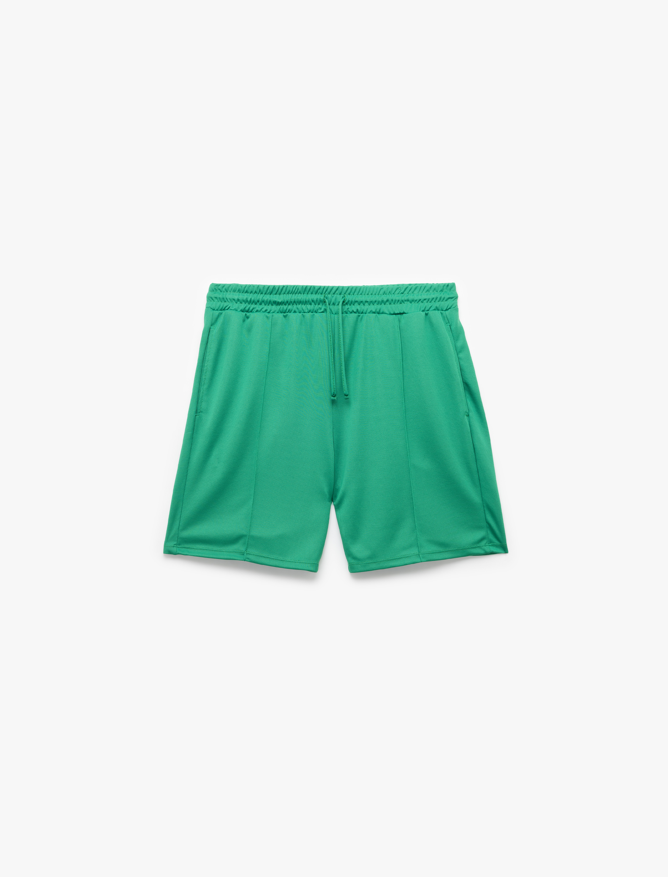 Cep Detaylı Nervürlü Beli Bağcıklı Oversize Spor Şort