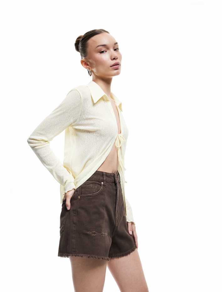  Normal Bel Pamuklu Cep Detaylı Saçaklı Paça Mini Jean Şort