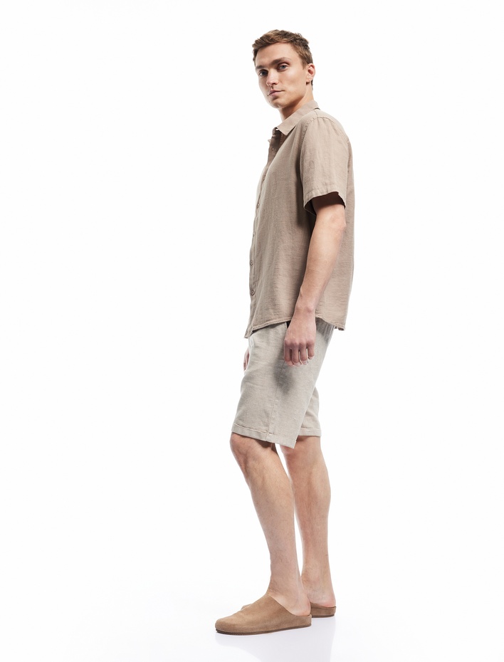  Düğmeli Cep Detaylı Keten Pamuk Karışımlı Bermuda Şort