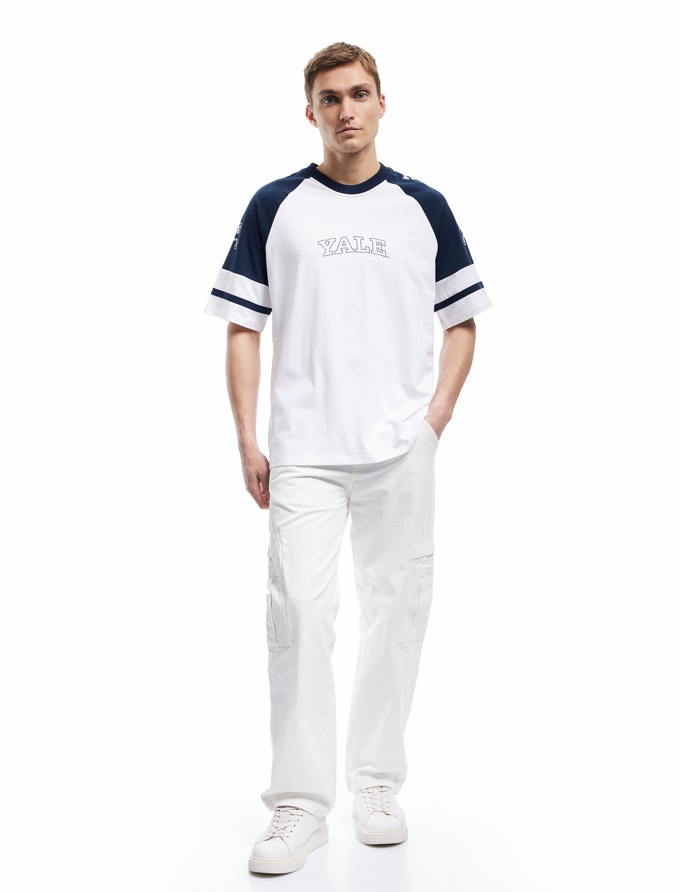   Pamuklu Baskılı Kısa Reglan Kollu Bisiklet Yaka Renk Bloklu Oversize Lisanslı Yale Tişört