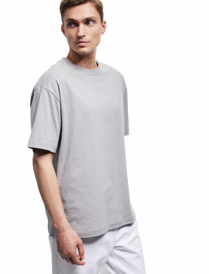   Kısa Kollu Pamuklu Bisiklet Yaka Basic Oversize Tişört