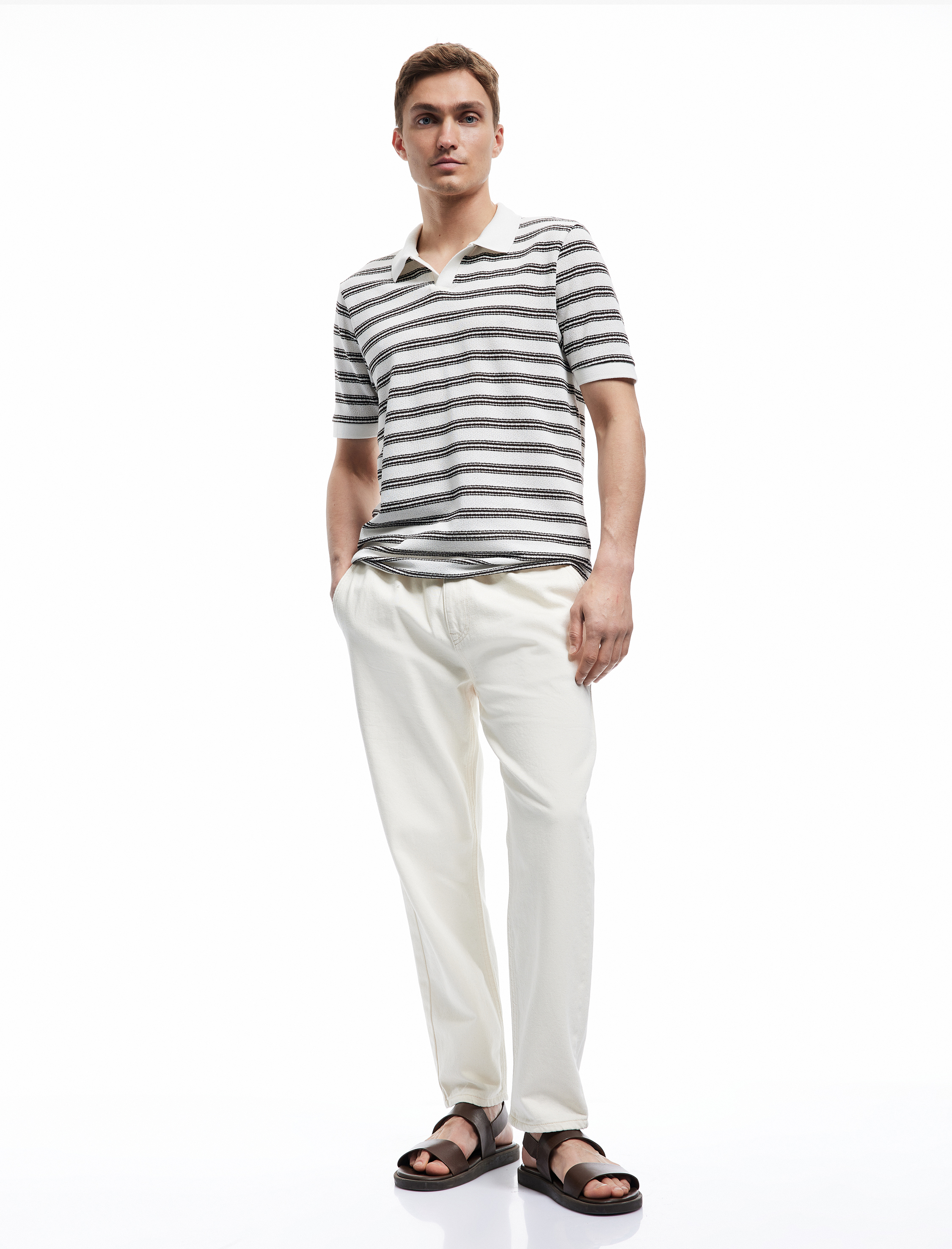   Çizgili Kısa Kollu Regular Fit V Yaka Polo Tişört