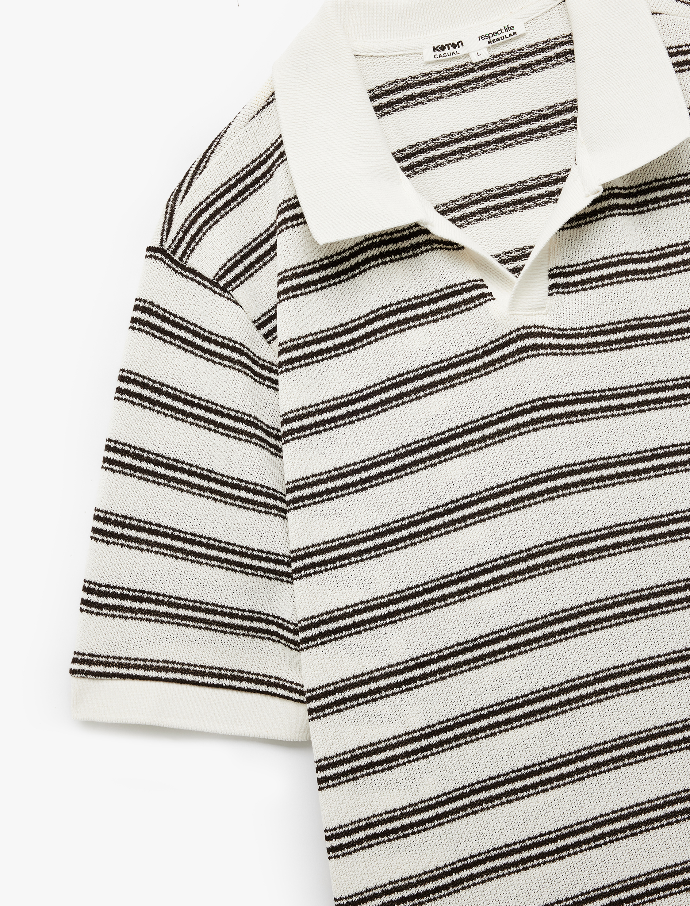   Çizgili Kısa Kollu Regular Fit V Yaka Polo Tişört