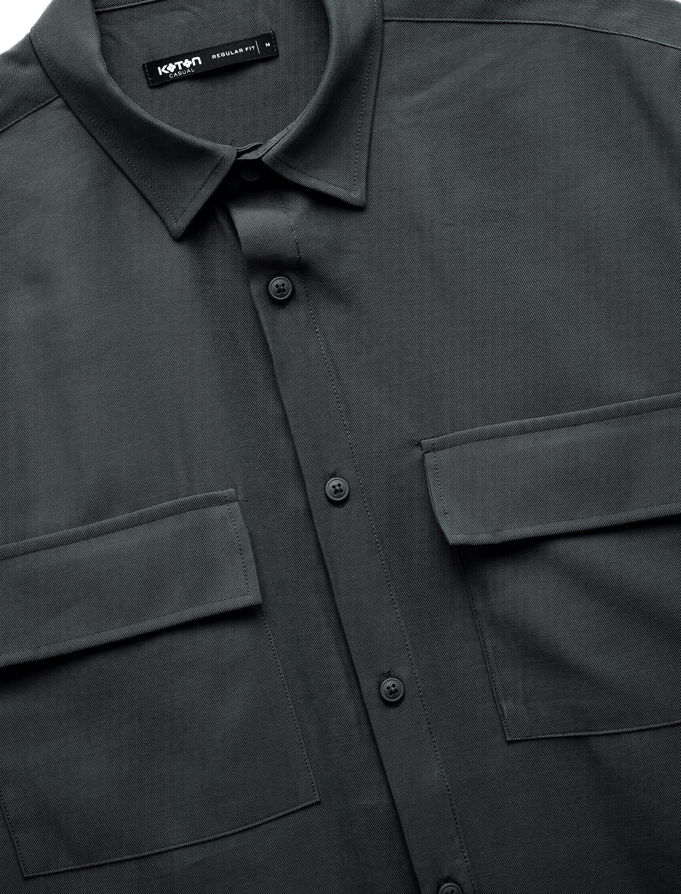   Düğmeli Klasik Yaka Kapaklı Cep Detaylı Rayon Regular Fit Viskon Kısa Kollu Gömlek