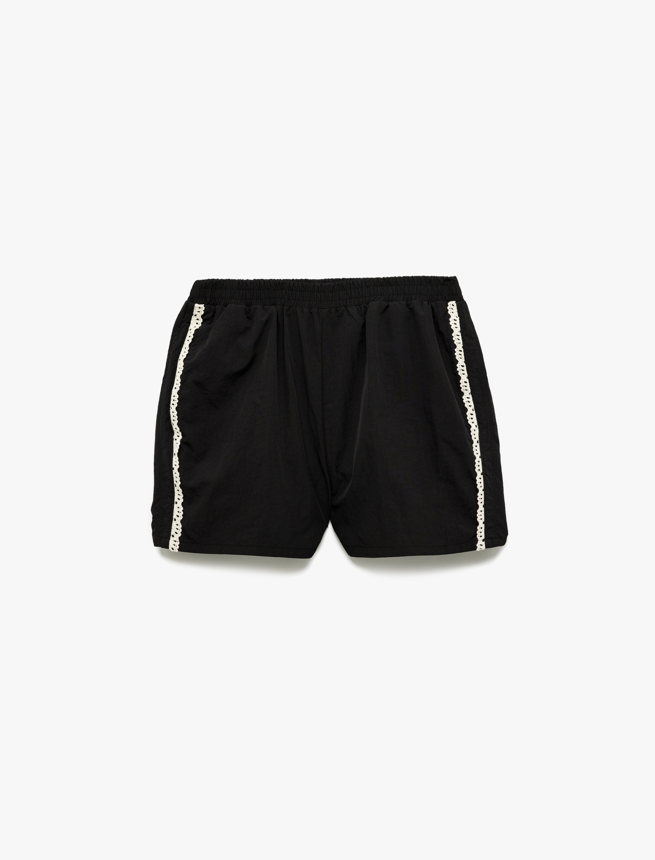   Normal Bel Dantel Detaylı Paraşüt Çizgili Mini Şort