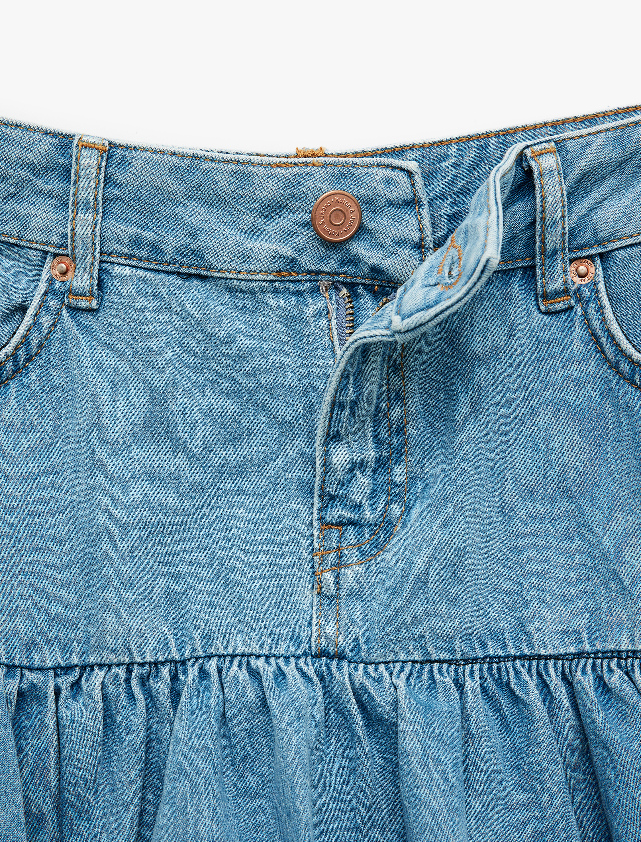   Koton X Sibil Çetinkaya -  Cep Detaylı Düğmeli Mini Denim Balon Etek