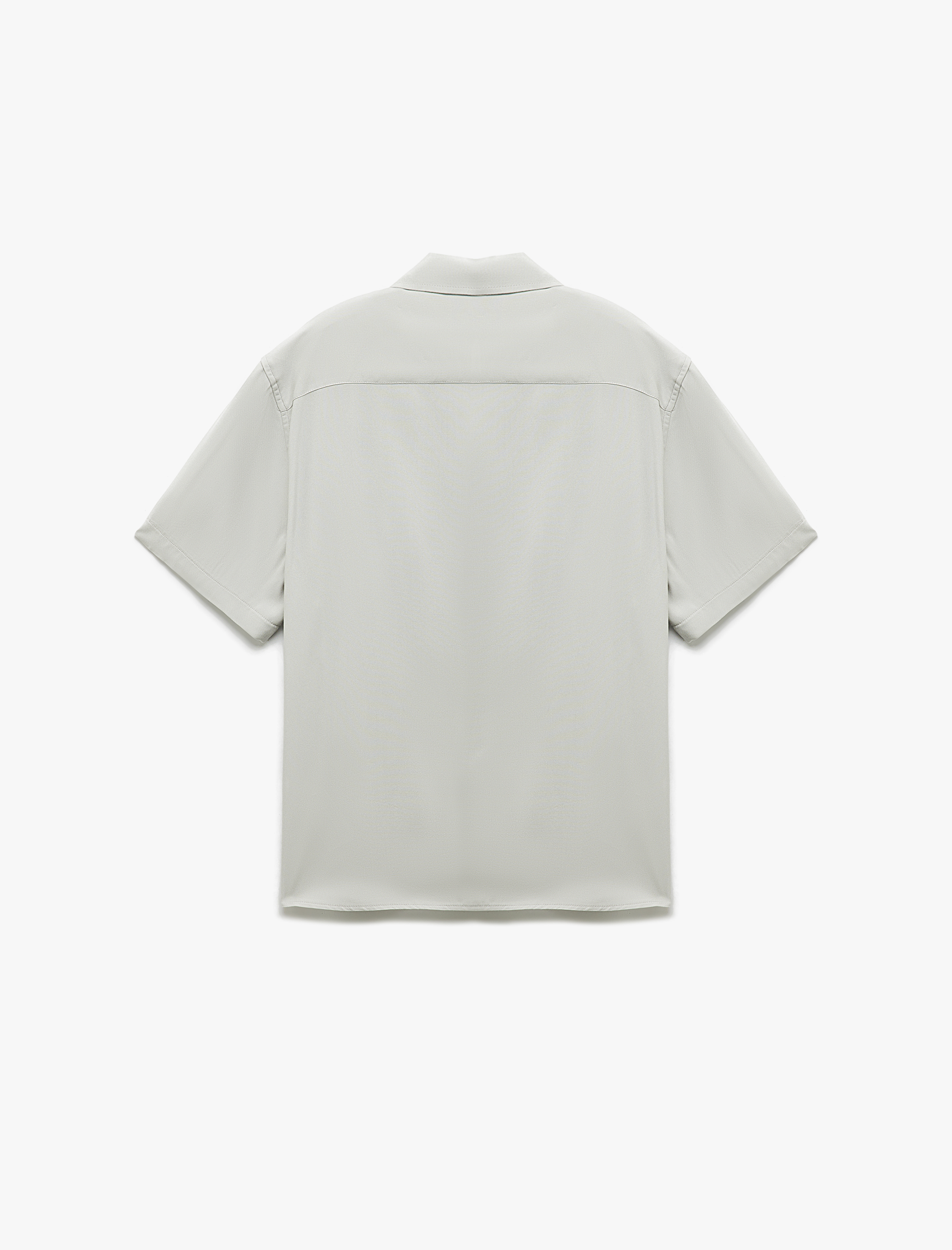   Kısa Kollu Apaş Yaka Düğmeli Viskon Gömlek