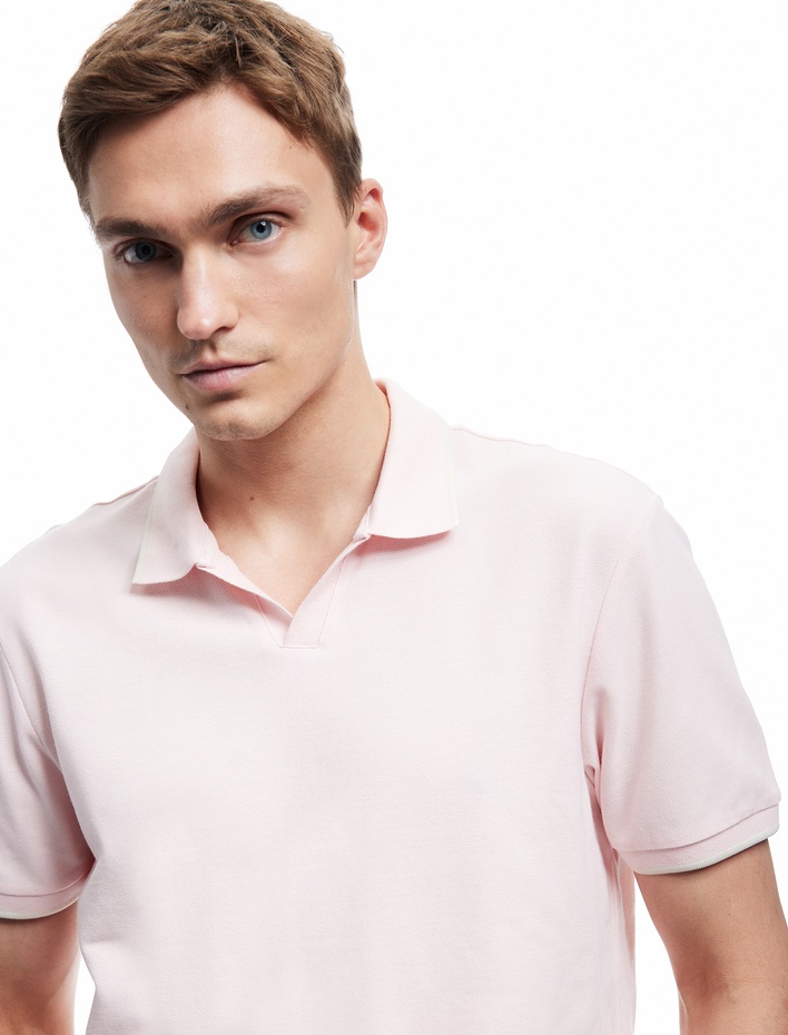  Kontrast Detaylı Pamuklu Pike Kumaş Kısa Kollu Slim Fit Polo Yaka Tişört