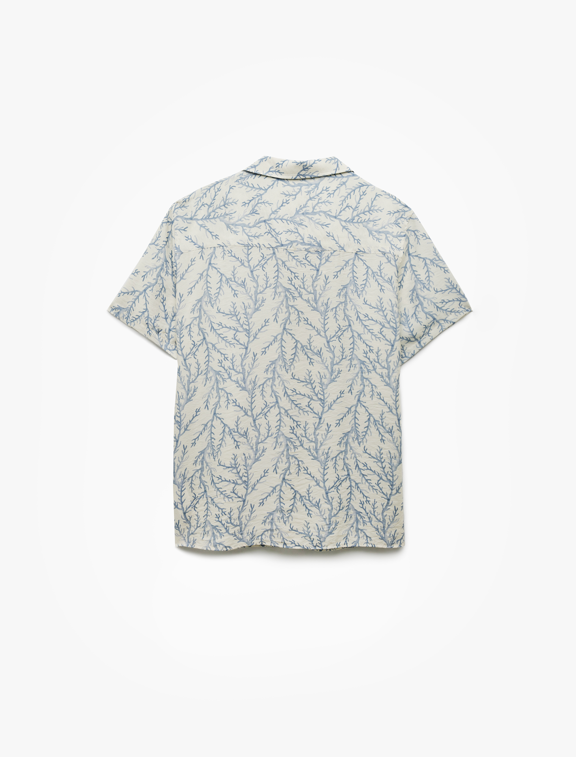   Kısa Kollu Regular Fit Devrik Yaka Viskon Düğmeli Desenli Gömlek