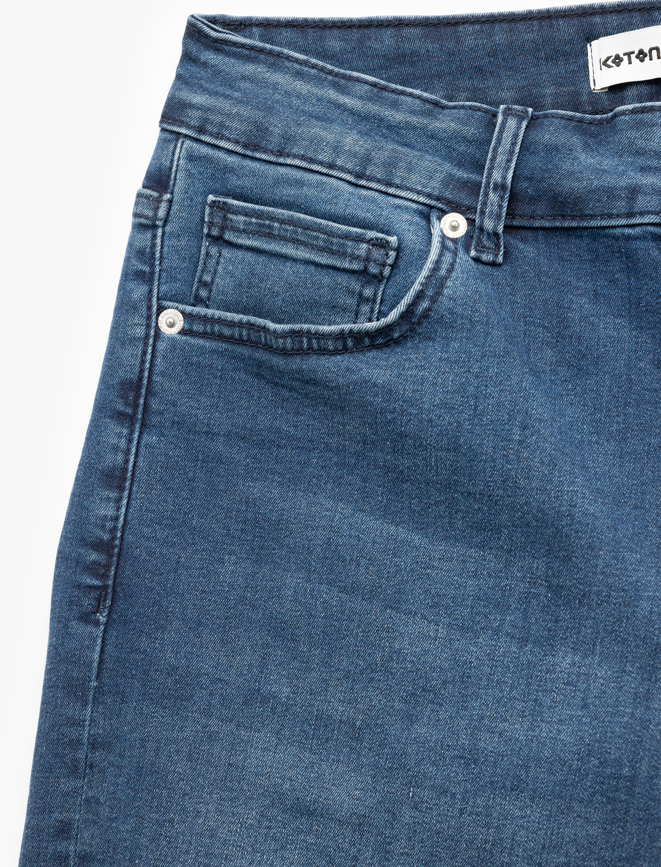   Normal Bel Cep Detaylı Pamuklu Slim Fit Jean Şort