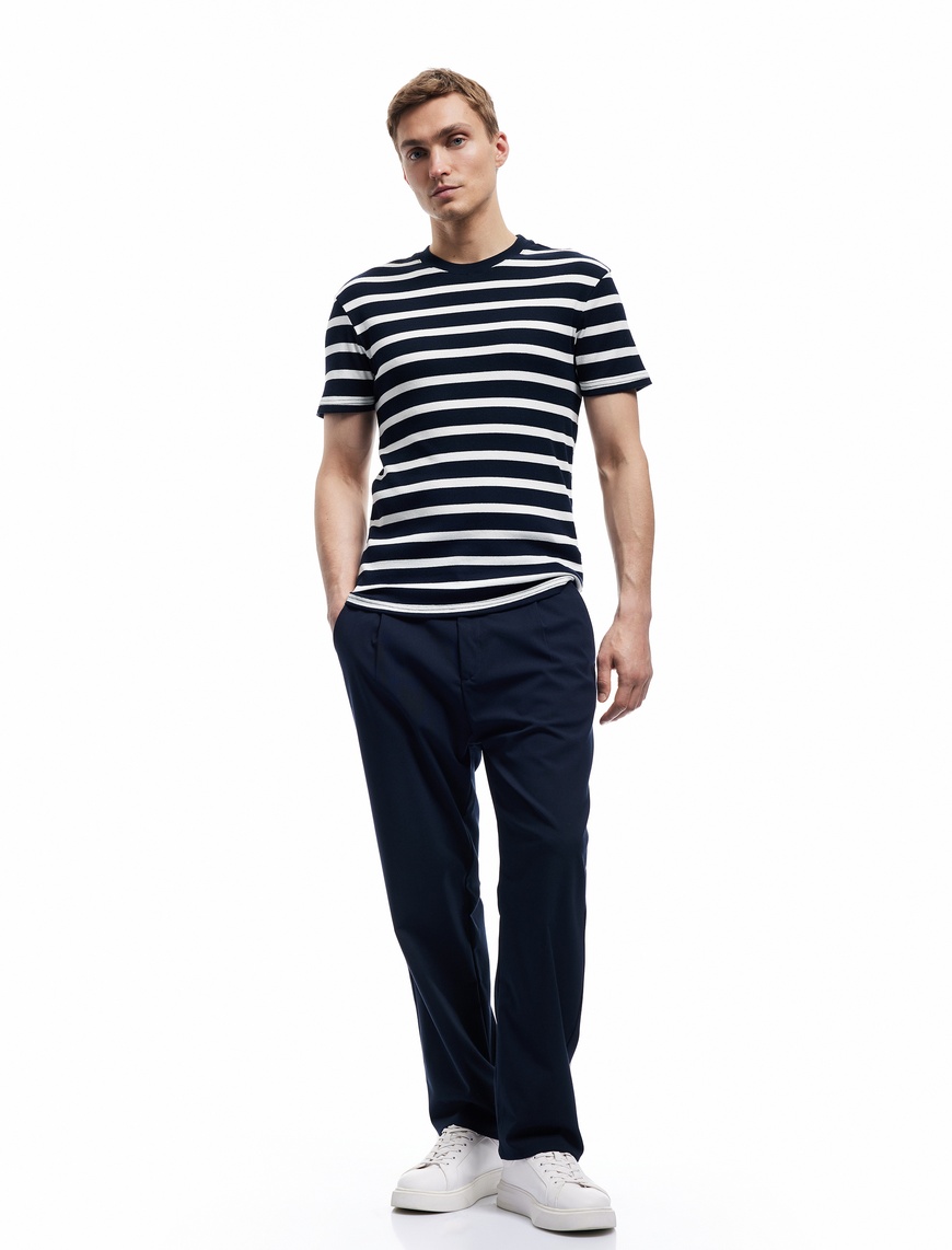   Kısa Kollu Bisiklet Yaka Slim Fit Çizgili Tişört