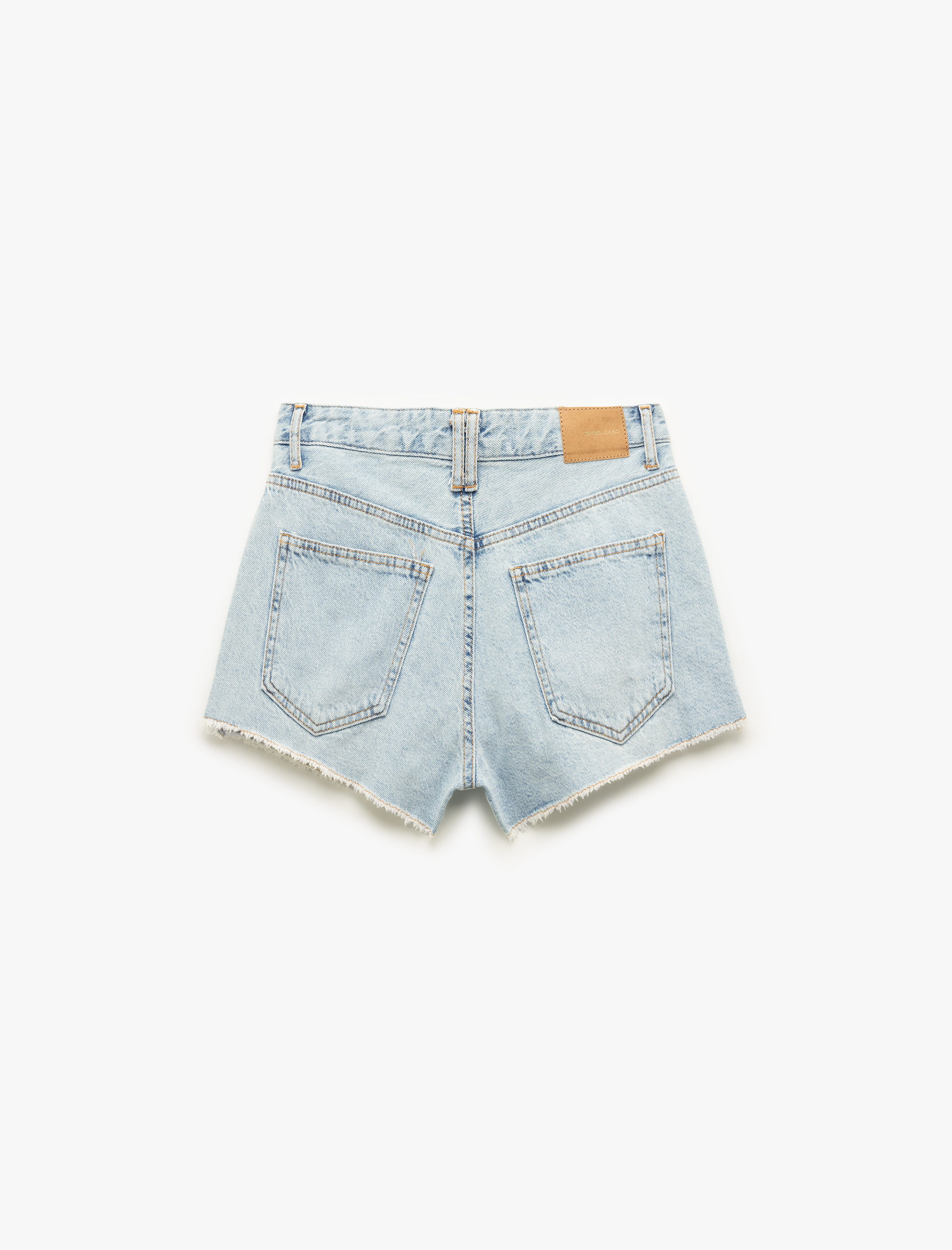   Yüksek Bel Rahat Kalıp Düğmeli Cepli Pis Paça Denim Şort