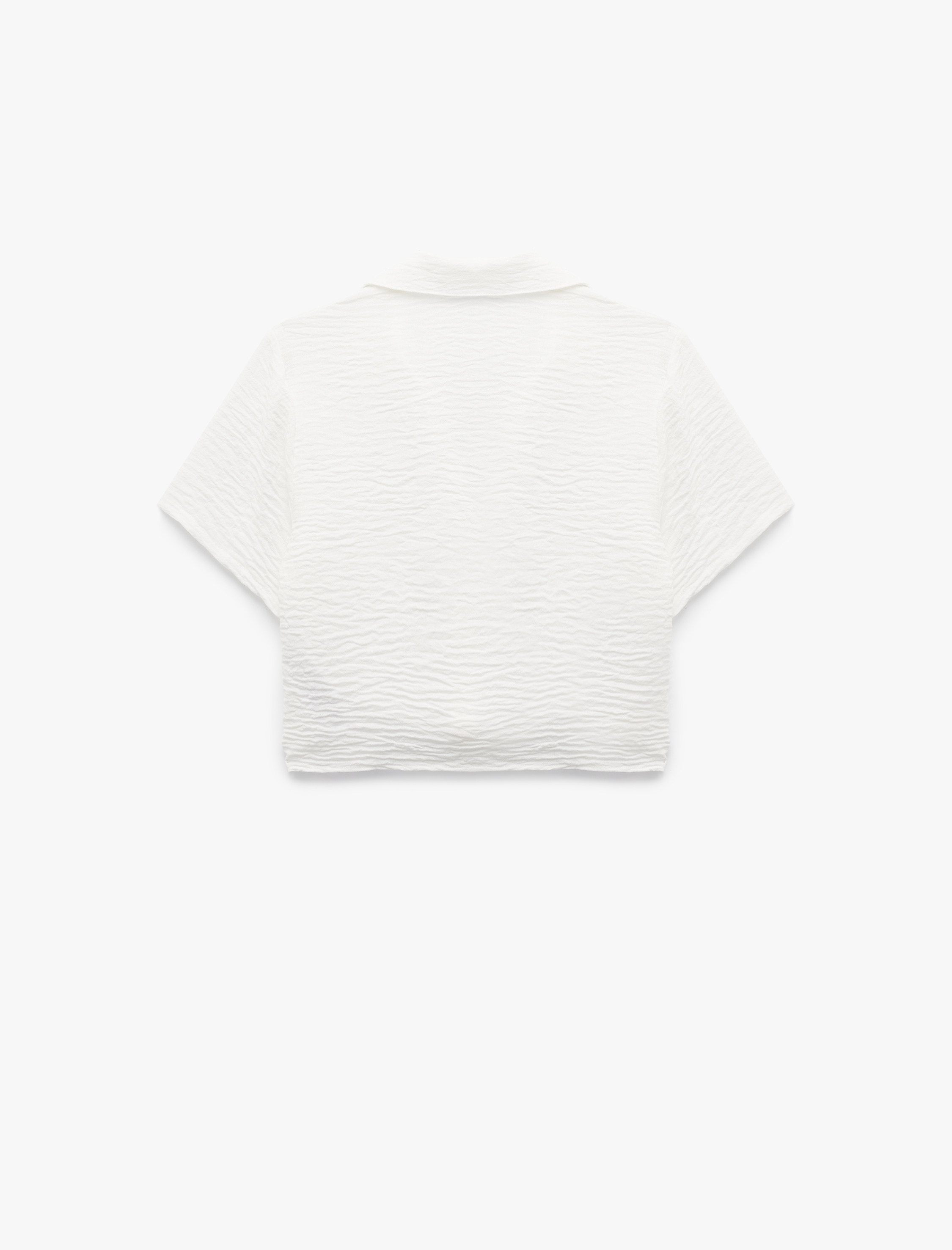   Kısa Kollu Cep Detaylı Klasik Yaka Crop Gömlek